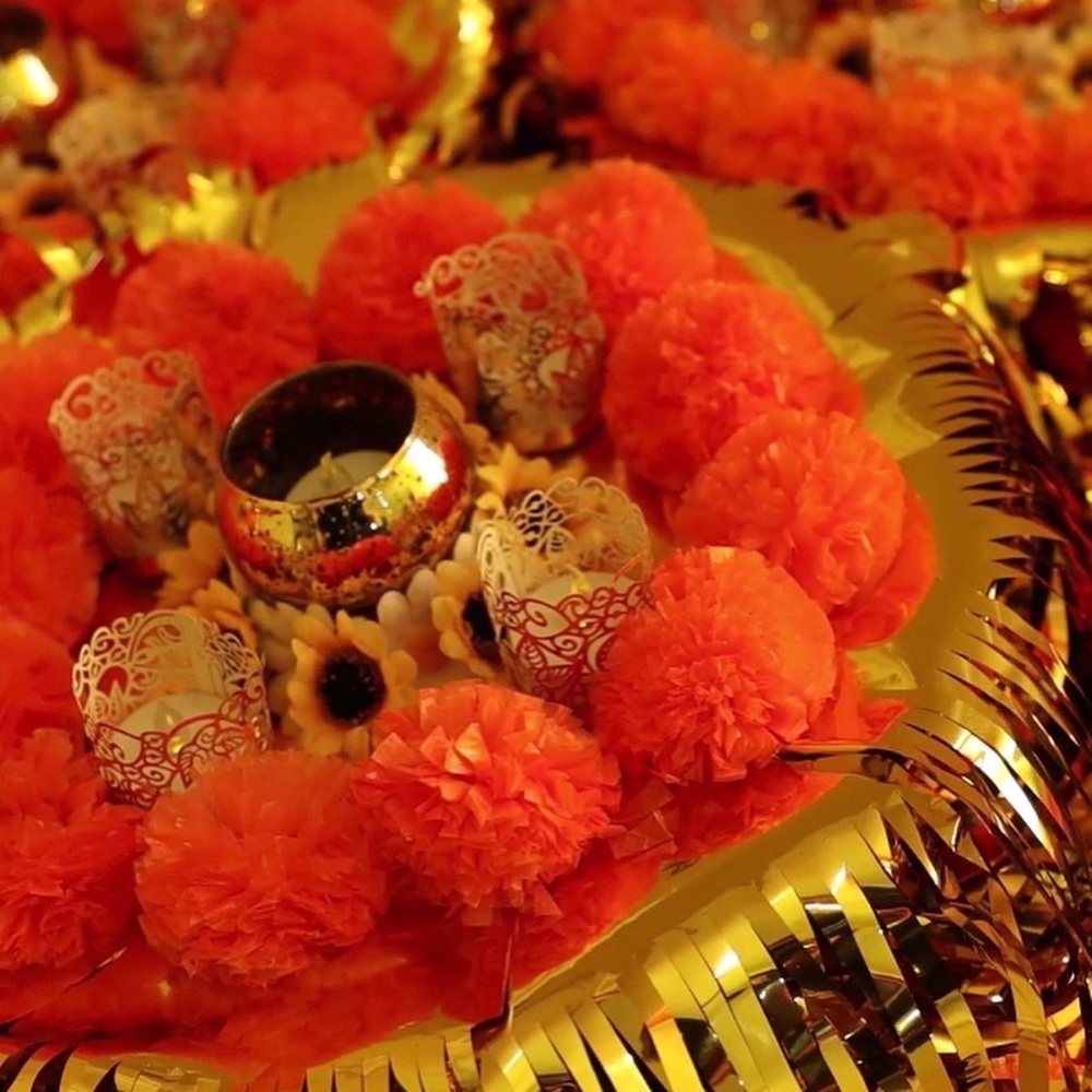Indian wedding decor. Pakistani wedding decor. Mehndi plates.